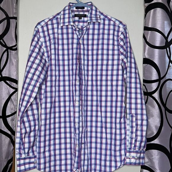 Blue and Purple Banana Republic Men’s Button Down - Picture 3 of 11